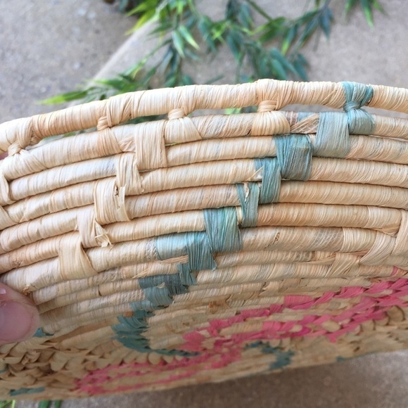 Vintage Boho Wicker Bowl Decor - Picture 4 of 4